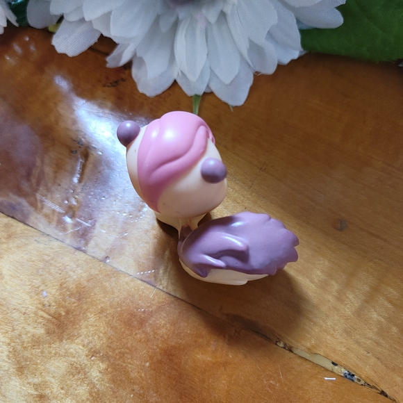 Littlest Pet Shop LPS #1601 Squirrel Yellow Purple Pink Eyes 2007 B - Picture 7 of 11